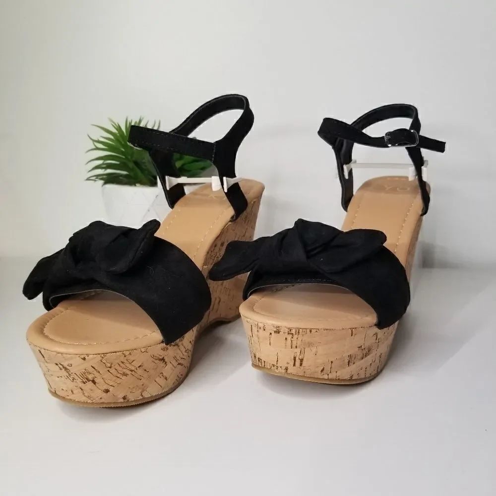 Black bow strap wedges